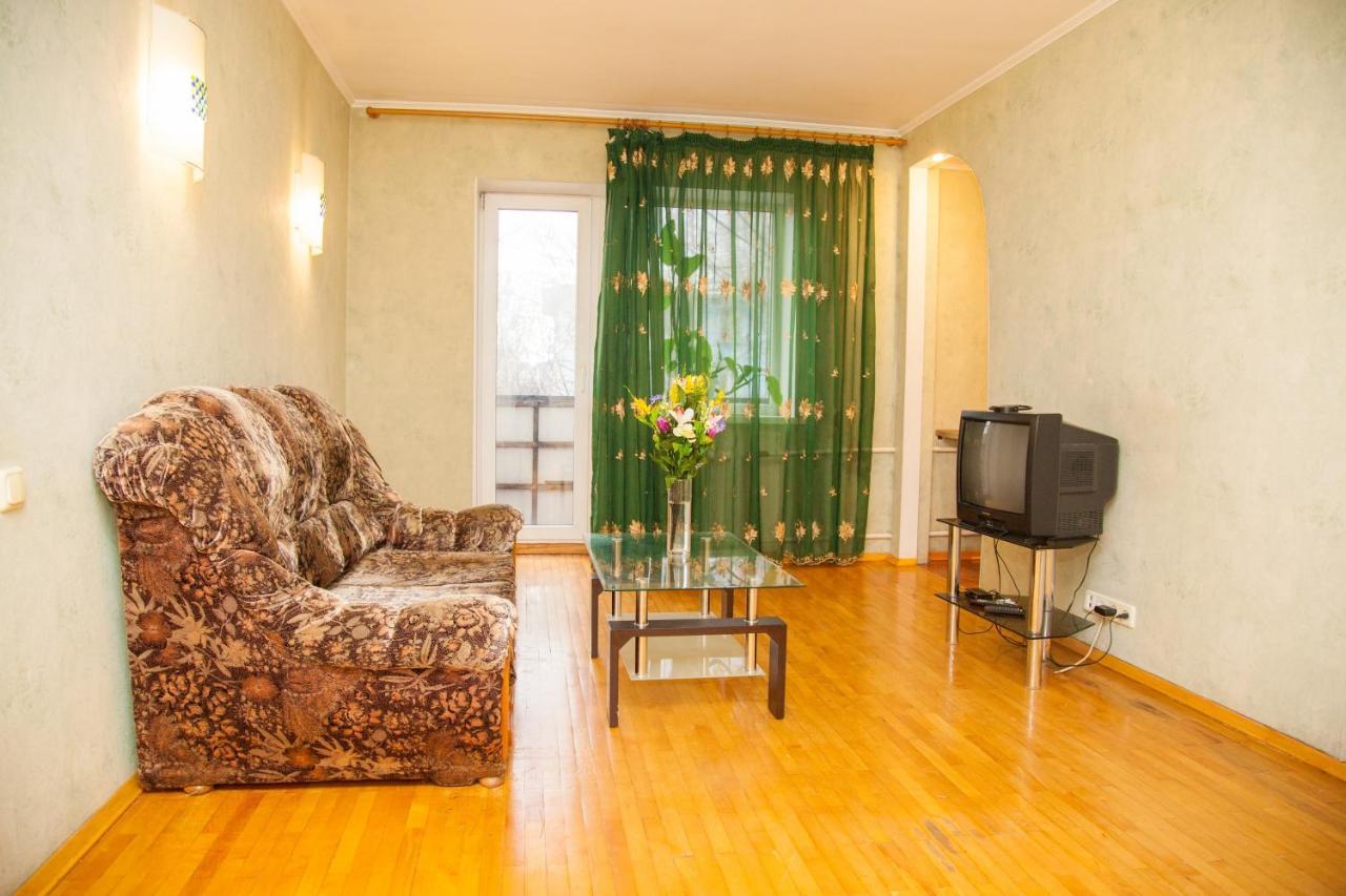 2Room Semi-Luxury Apt On Stalevarov 21 Zaporizhia Esterno foto
